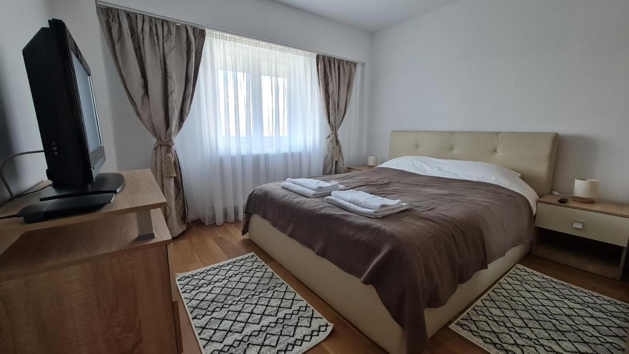 Vs Central Apartment Otopeni Dış mekan fotoğraf